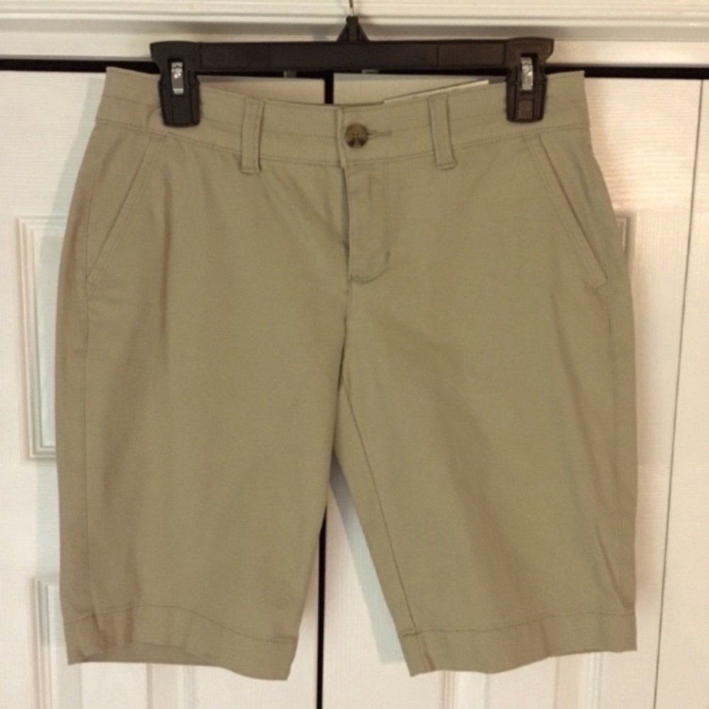 NWT Arizona Bermuda Shorts